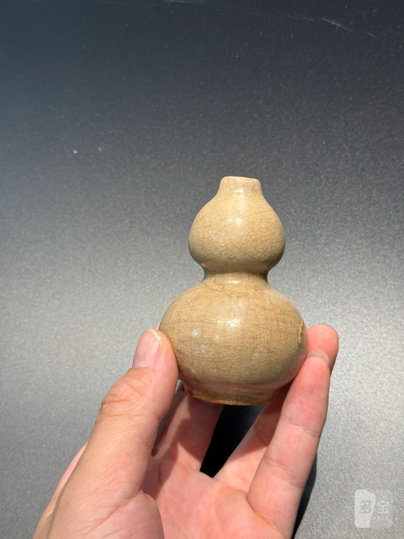 明 龙泉窑米黄釉小葫芦瓶 - 图2